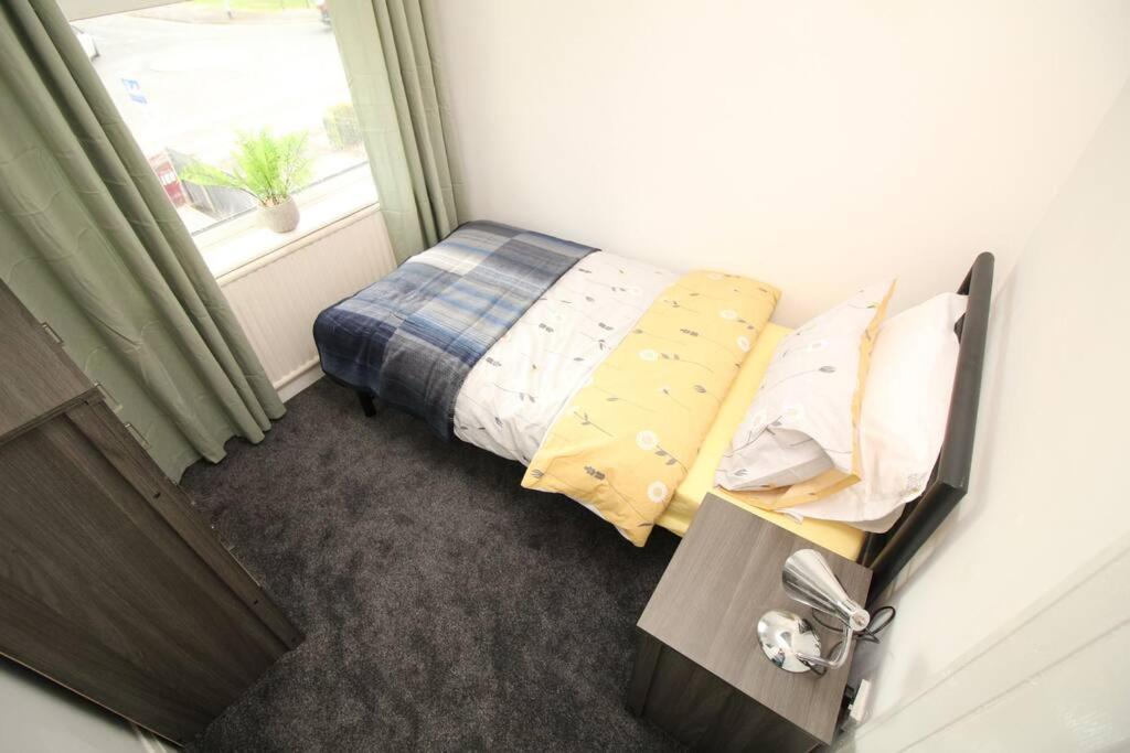 Ashby Traveler's Haven: Spacious 3-bed Retreat Scunthorpe